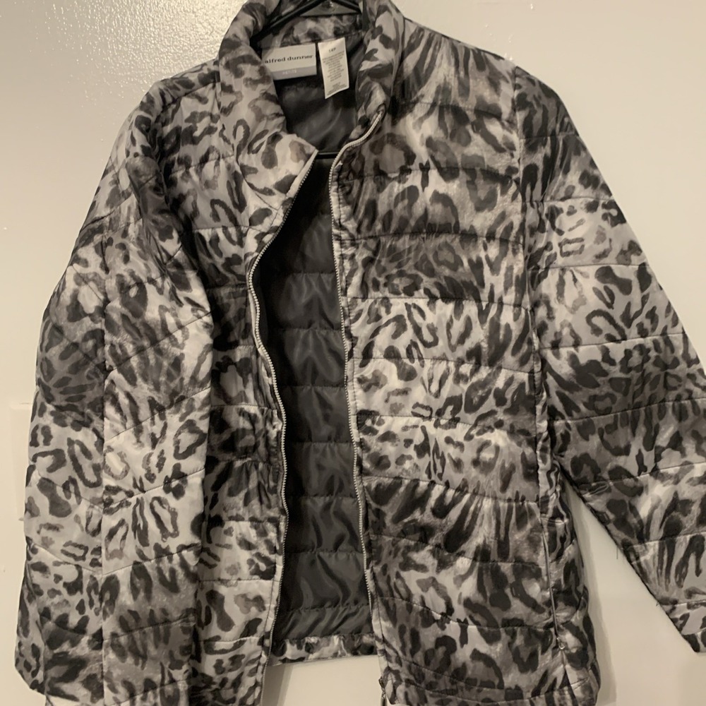 Alfred Dunner Women's 14 P Leopard Print Light Weight Puffer Jacket Mock Neck